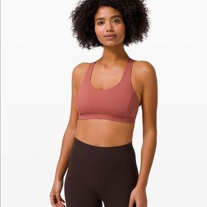 lululemon Free to Be Serene NWT Soft Cranberry 6